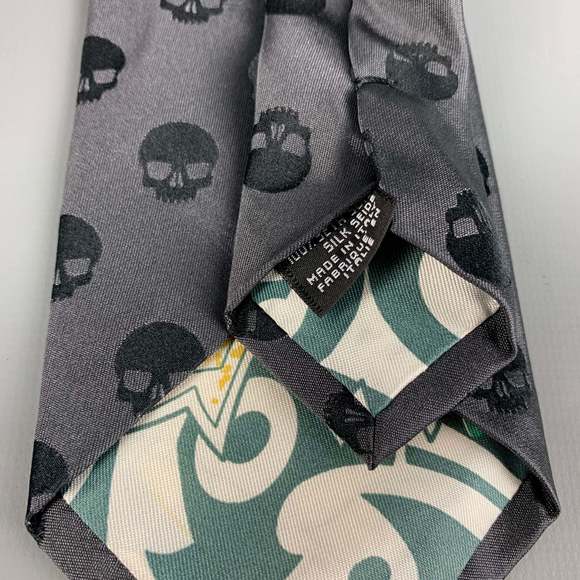JOHN RICHMOND Charcoal Skull Silk Tie - Picture 3 of 4